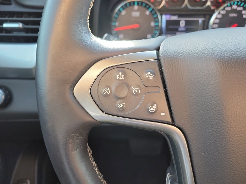 Used 2018 Silver Chevrolet LT image 29