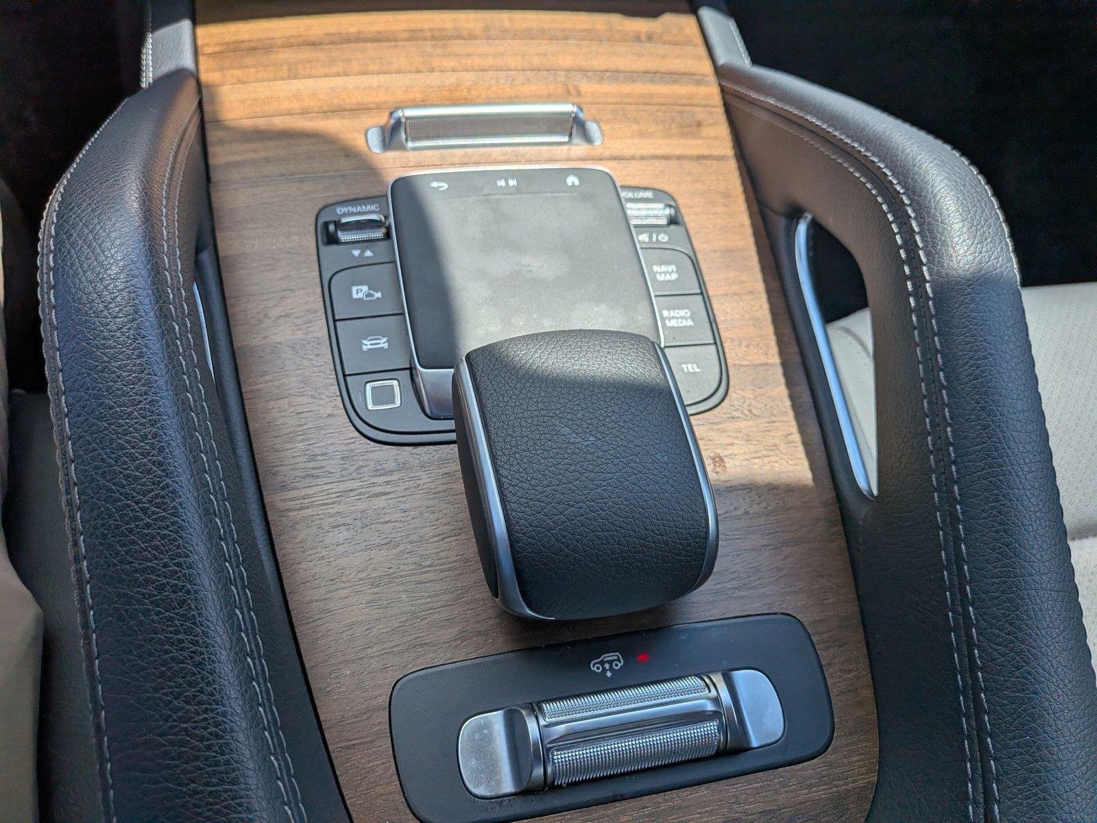 Used 2025 Cirrus Silver Metallic Mercedes-Benz GLS 450 image 26
