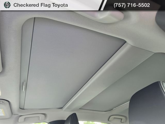 Used 2023 Guardian Gray Toyota Limited image 9