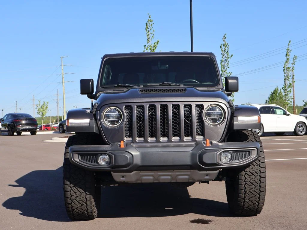Used 2021 Jeep Gladiator Mojave with VIN 1C6JJTEG1ML618285 for sale in Kansas City
