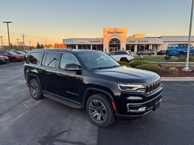 2022 Jeep Wagoneer