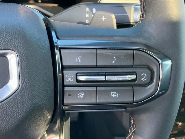 2026 GMC Acadia AT4 - Photo 15