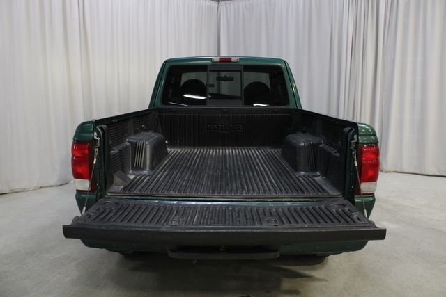 Used 2000 Green Ford XLT image 29