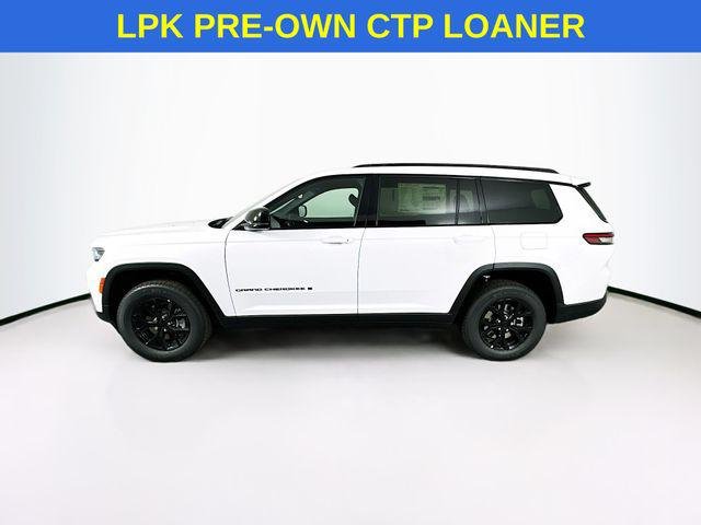 New 2024 Bright White Clearcoat Jeep Altitude X image 4