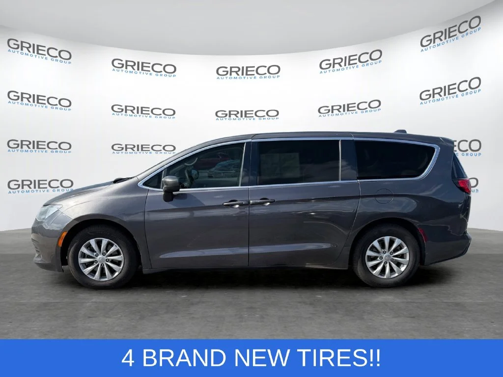 Used 2017 Gray Chrysler Touring image 4