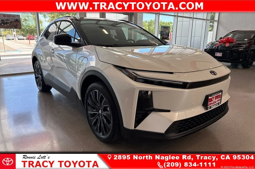 2026 Toyota C-HR  XSE