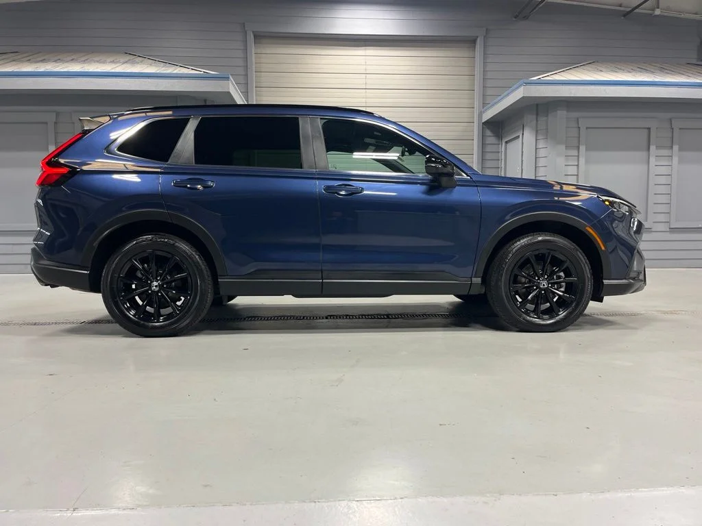 2025 Honda CR-V Sport - Photo 8
