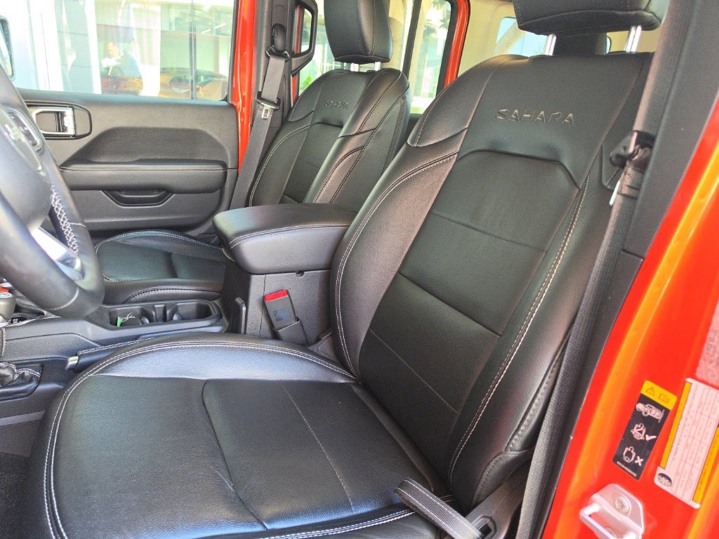 Used 2020 Punkn Metallic Clearcoat Jeep Unlimited Sahara image 9