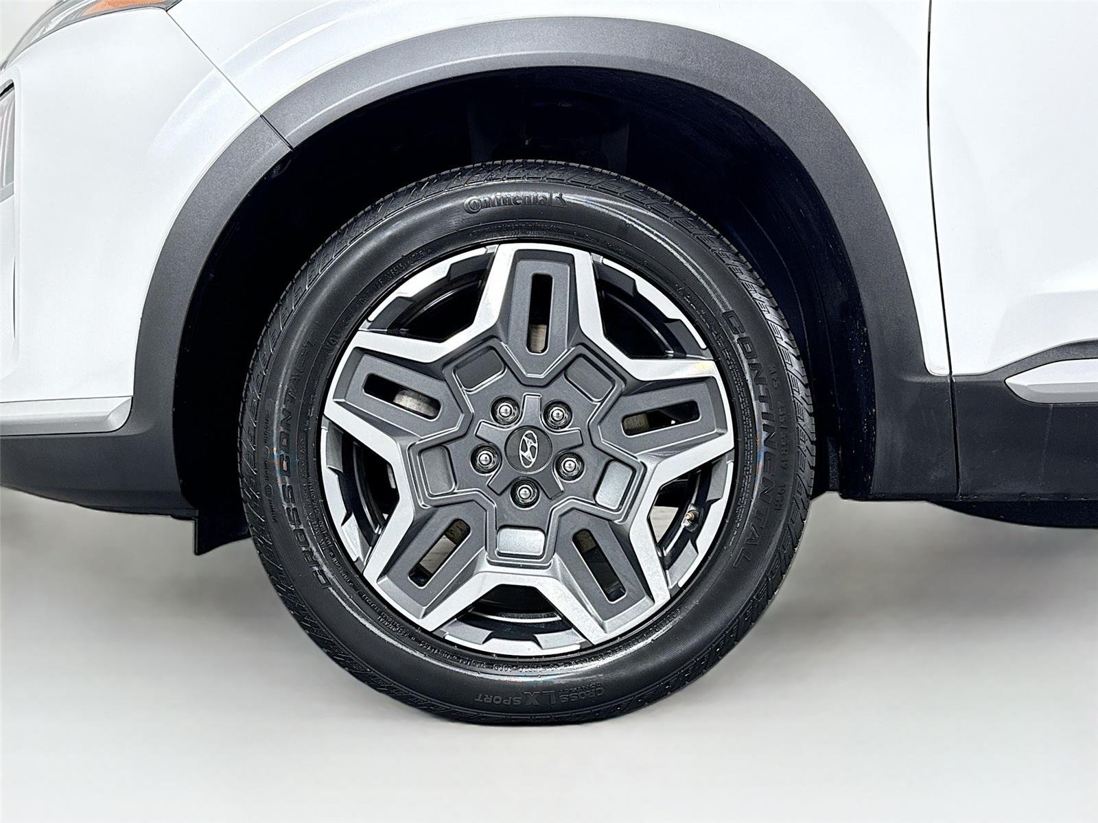 Used 2022 Quartz White Hyundai SEL Premium image 47