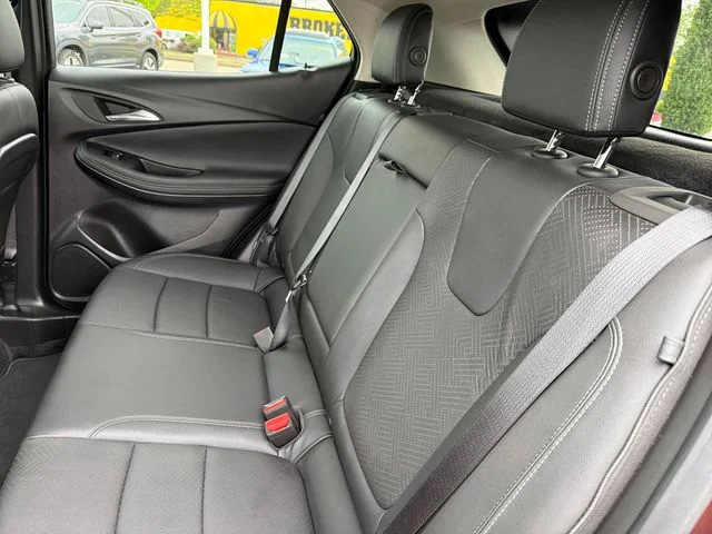 Used 2023 Black Buick Essence image 21