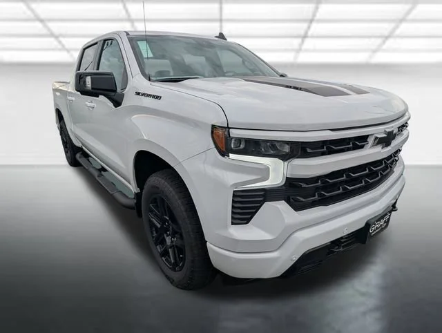 New 2026 Summit White Chevrolet RST image 1