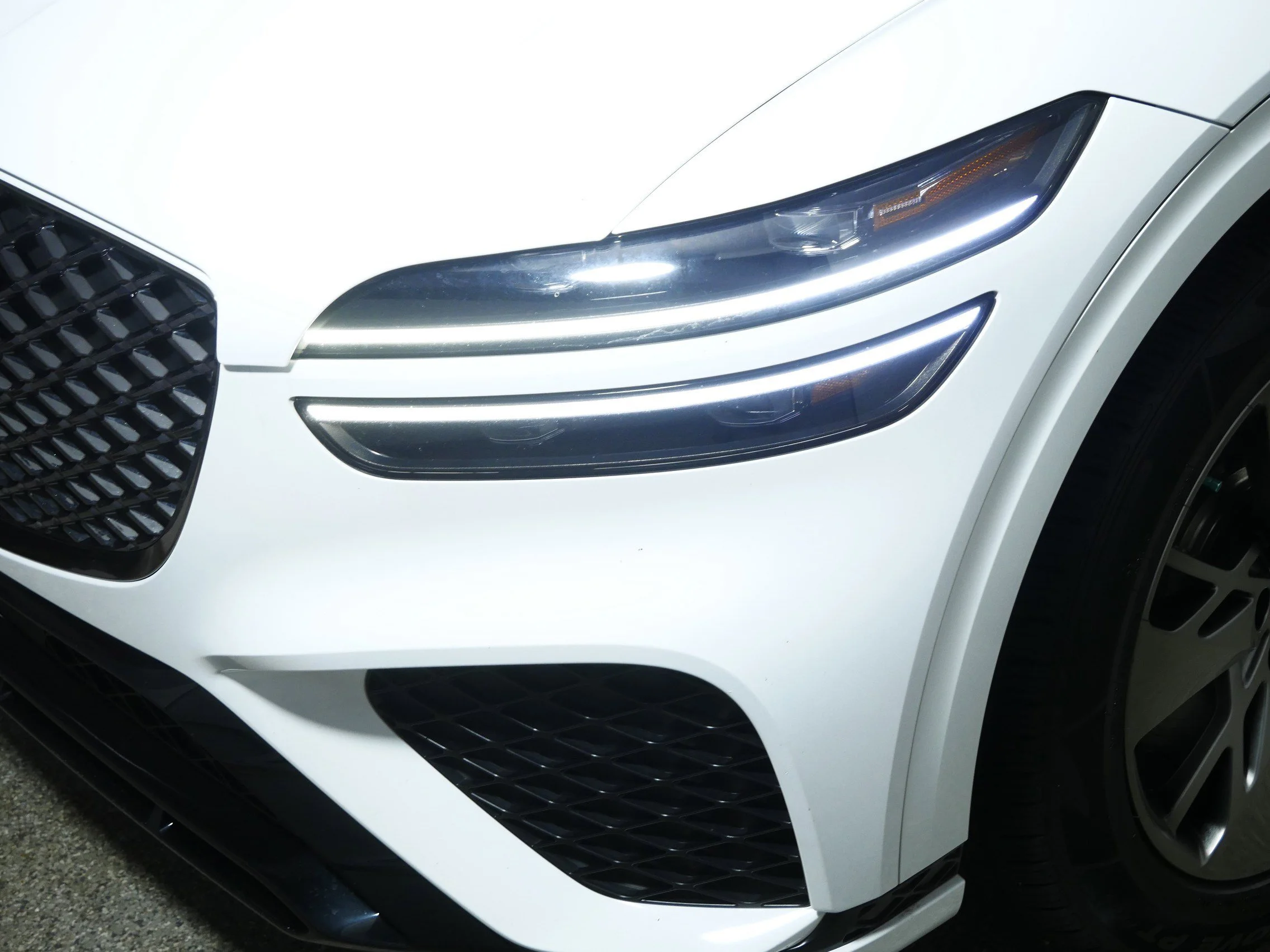 2024 GENESIS GV70 Sport - Photo 16