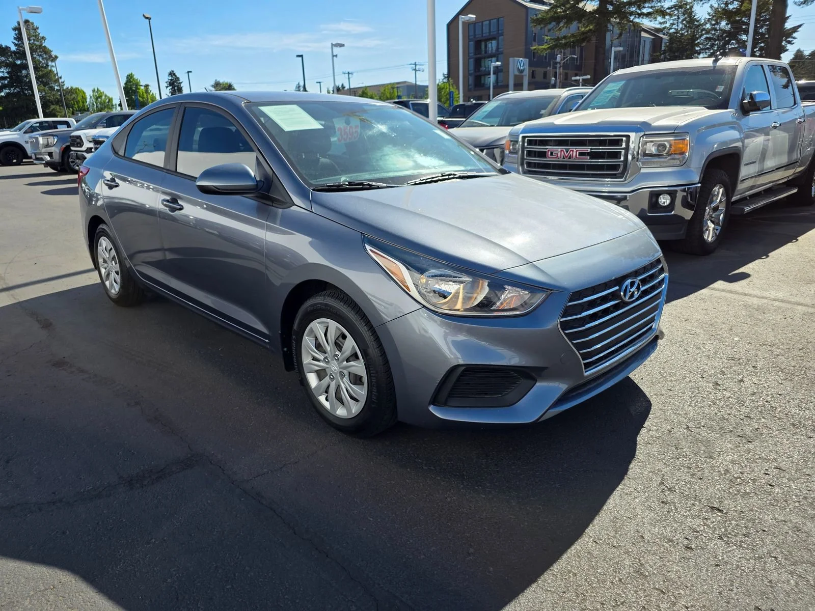 2020 Hyundai Accent SE 4-Door 6-Speed Manual's photo
