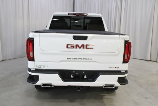 Used 2024 White GMC AT4 image 30