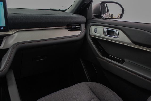 New 2027 Agate Black Metallic Ford Active image 20