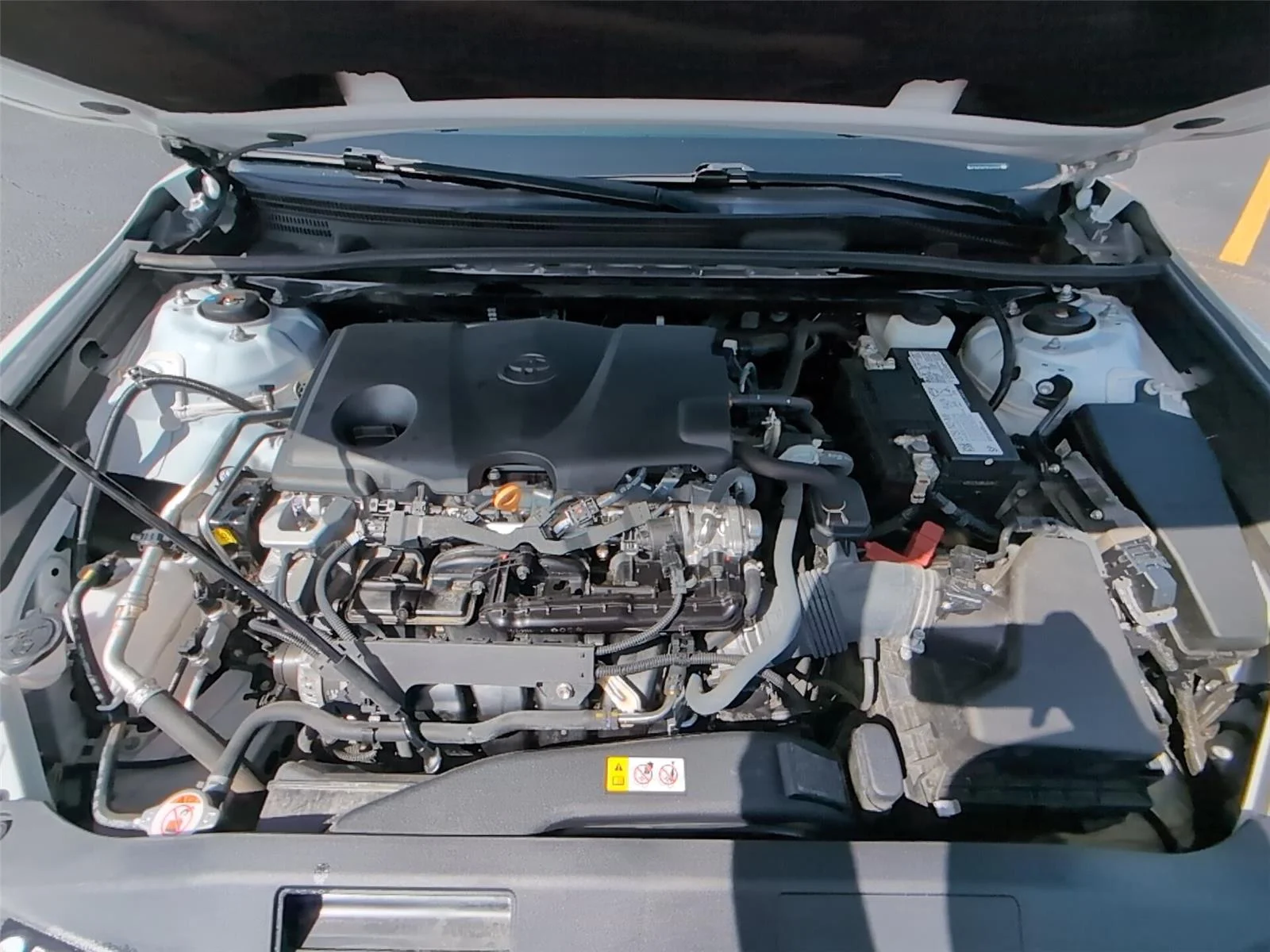 Used 2023 Wind Chill Pearl Toyota XSE image 17