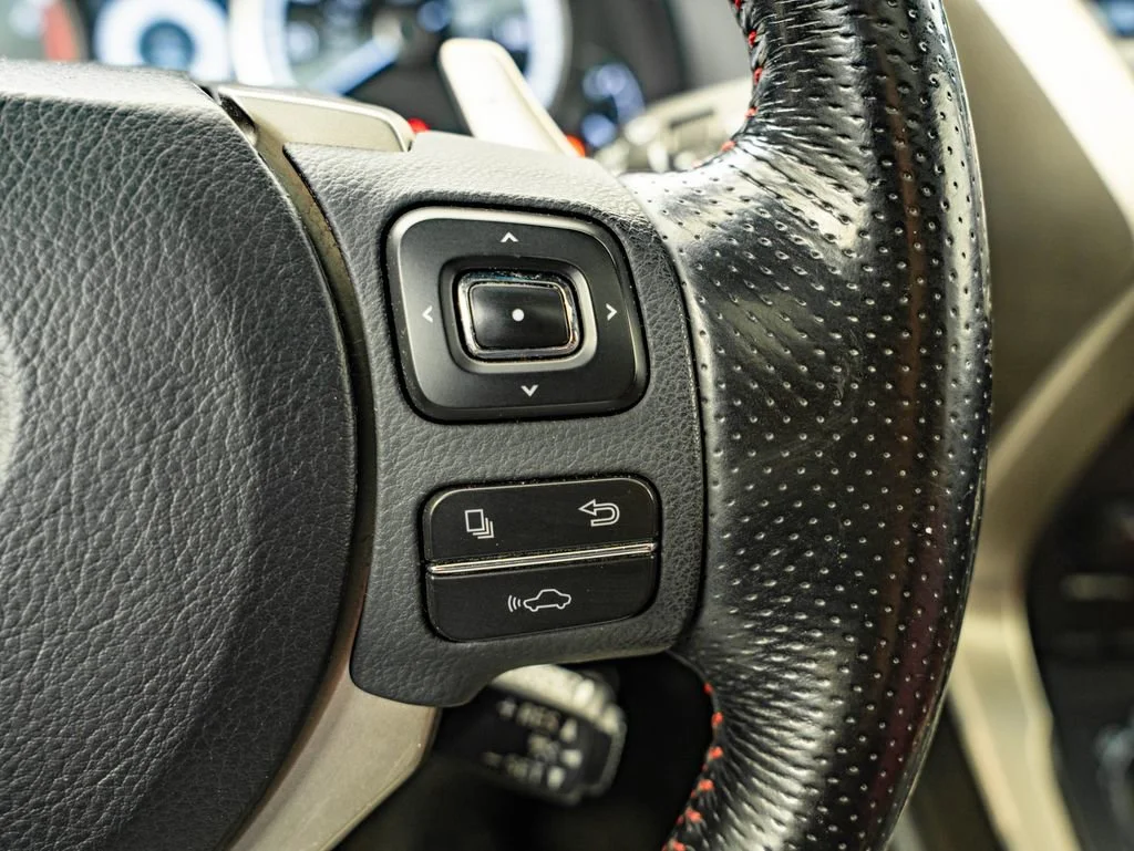 Used 2017 Silver Lexus 200t F Sport image 31