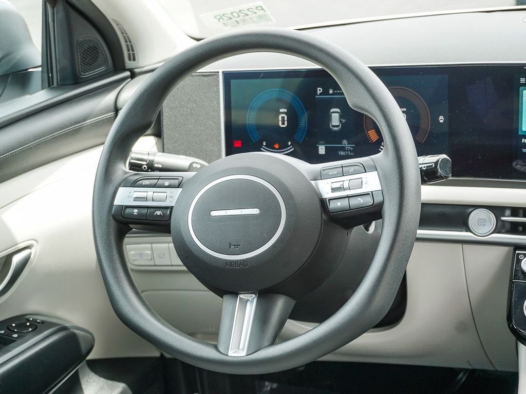Used 2026 White Hyundai SEL image 17