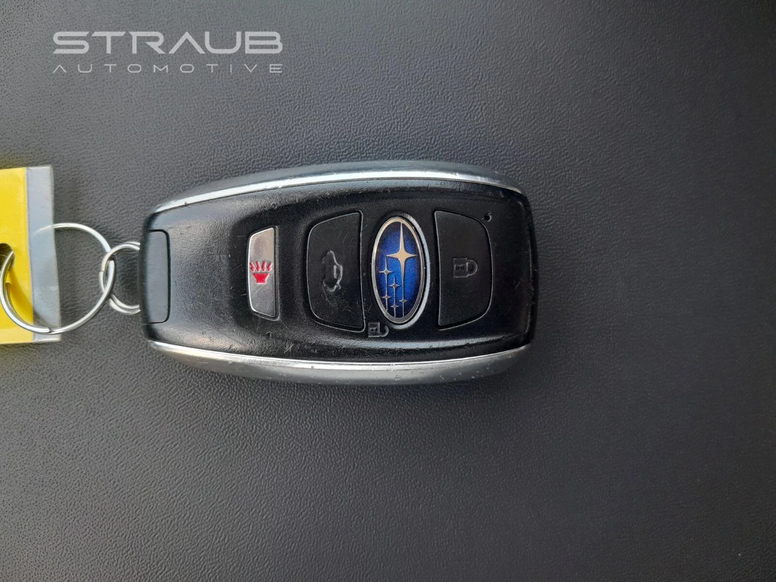 Used 2019 Crystal White Pearl Subaru Limited image 10