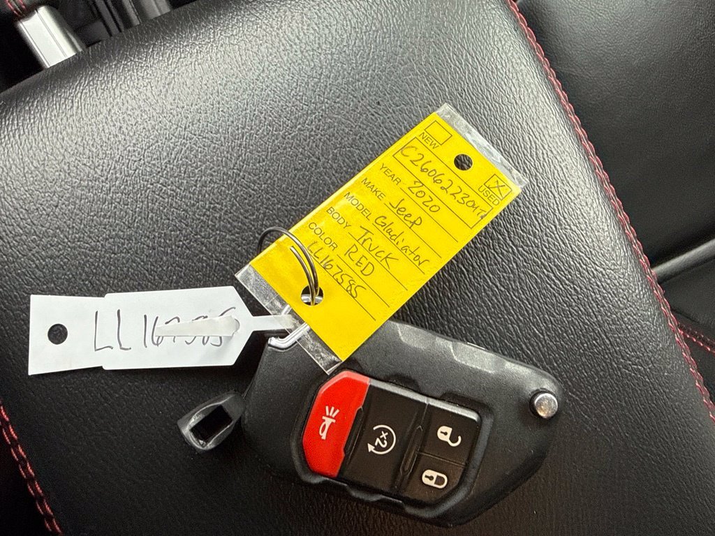 Used 2020 Red Jeep Rubicon image 34