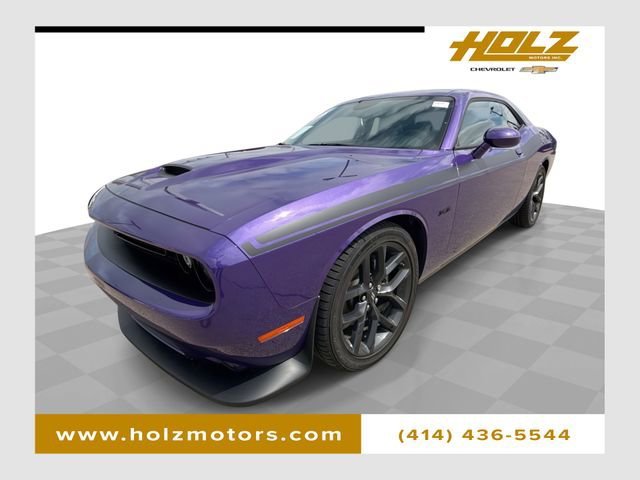 2023 Dodge Challenger R/T's photo