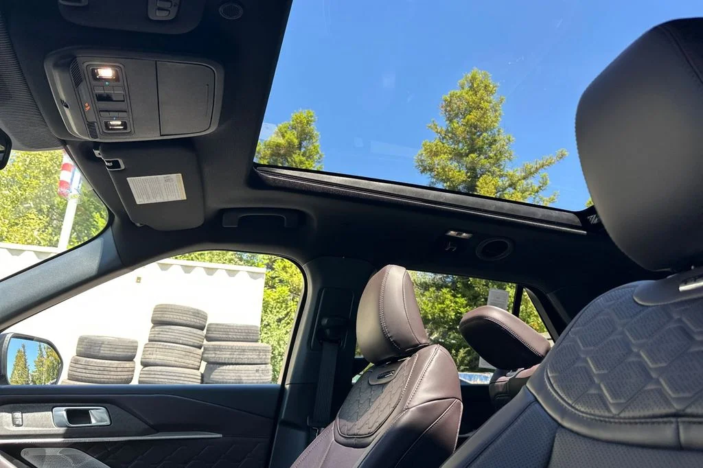 New 2026 Gray Metallic Ford Platinum™ image 19