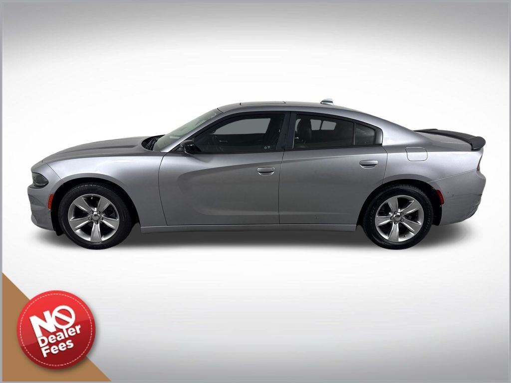 2016 Dodge Charger SXT - Photo 7