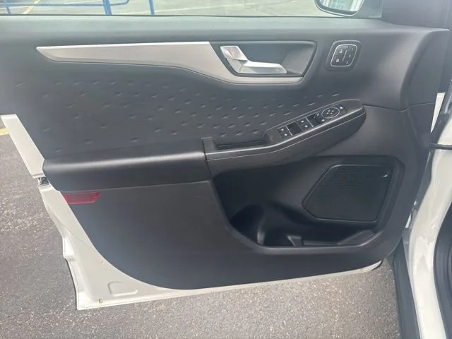 Used 2020 White Ford SEL image 22