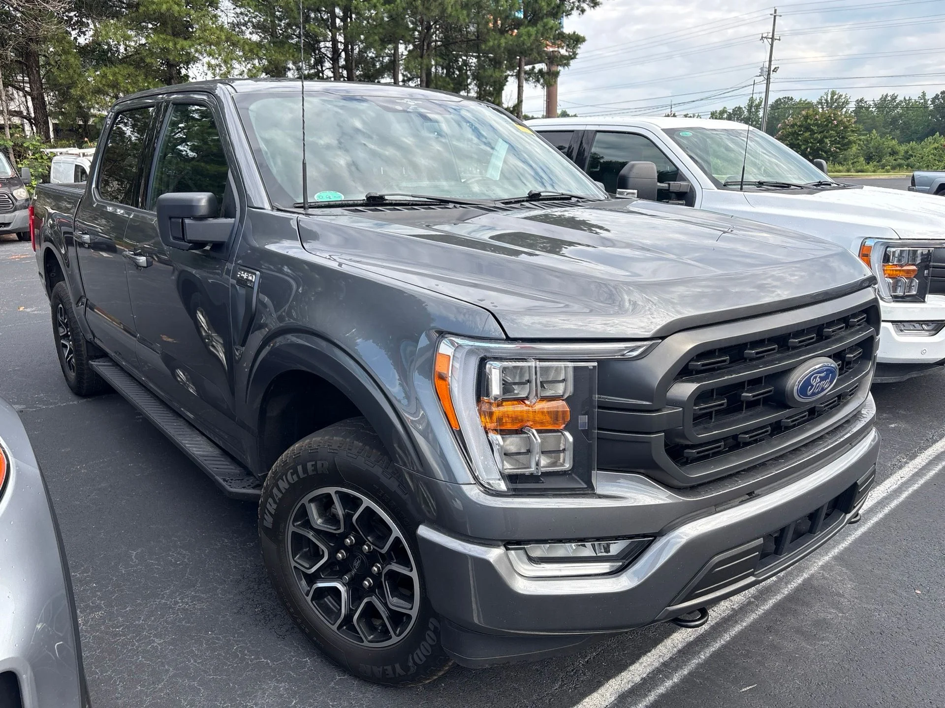 Used 2023 Gray Metallic Ford XLT image 2