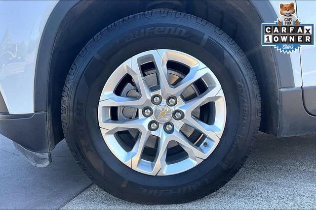 Used 2019 Summit White Chevrolet LS image 9