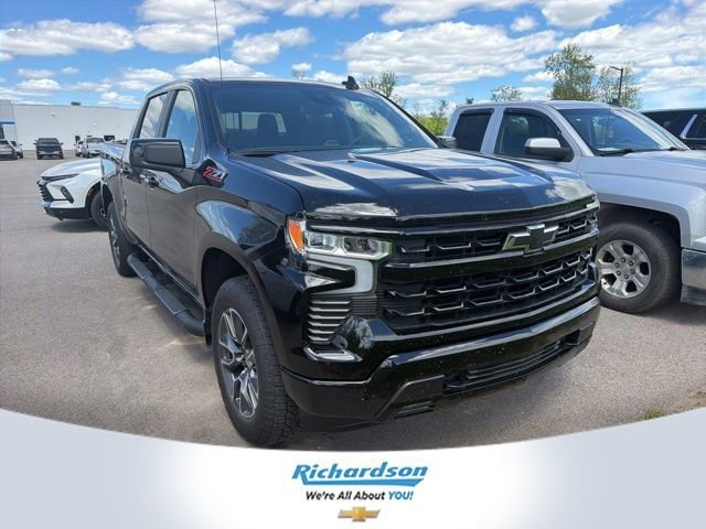 2025 Chevrolet Silverado 1500 RST 4X4 Crew Cab Short Box's photo