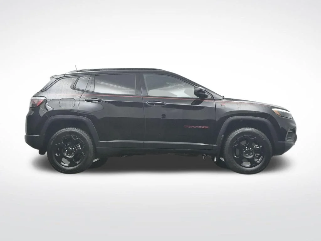Certified Used 2023 Diamond Black Jeep Trailhawk image 35