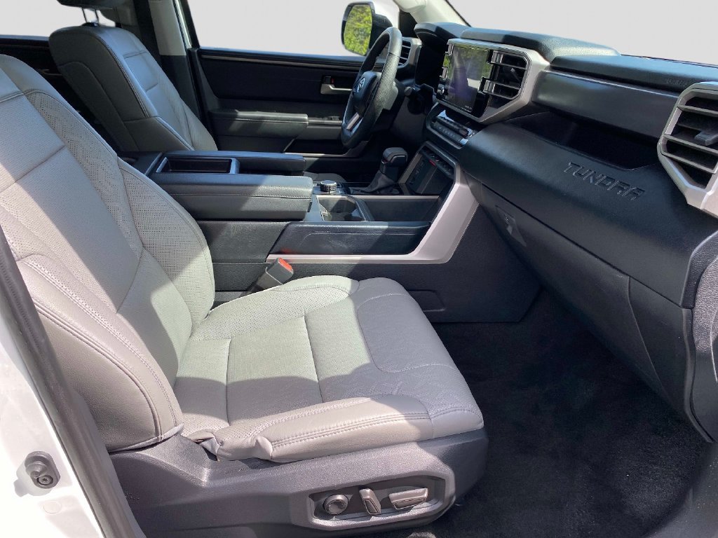 Used 2024 White Toyota SR5 image 28