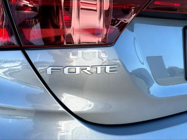 Used 2023 Gray Kia LXS image 25