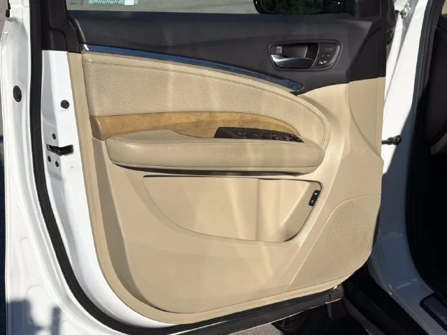 Used 2020 White Acura Technology image 17