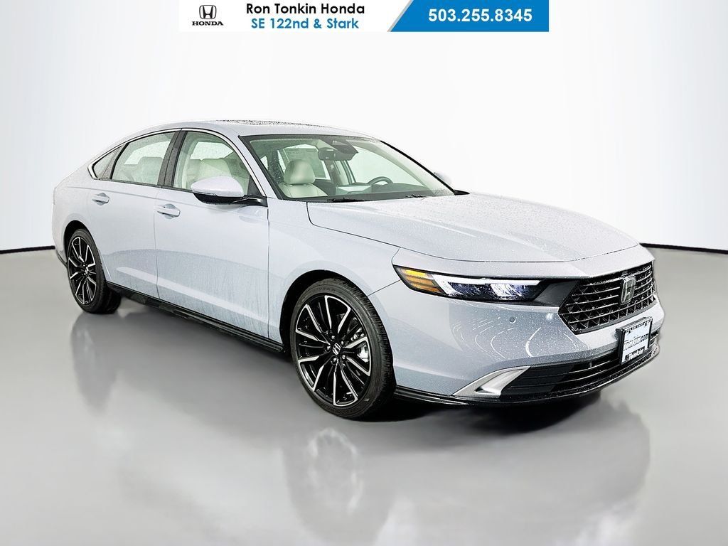 2026 Honda Accord Hybrid Touring's photo