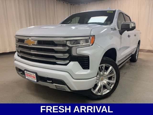 New 2026 Polar White Tricoat Chevrolet High Country image 16
