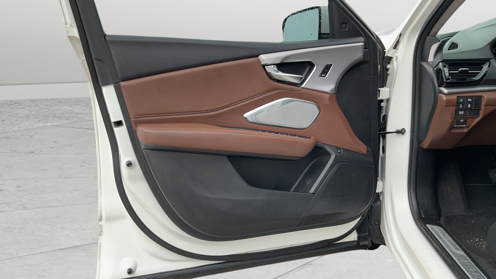 Used 2019  Acura Technology Package image 18