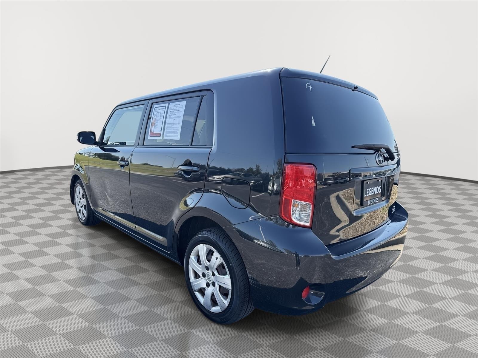 Used 2012 Black Scion Base image 3