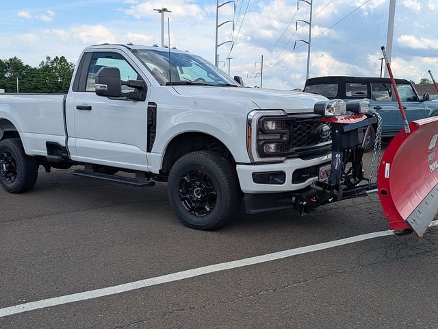 New 2026 Oxford White Ford F-250 XL image 3