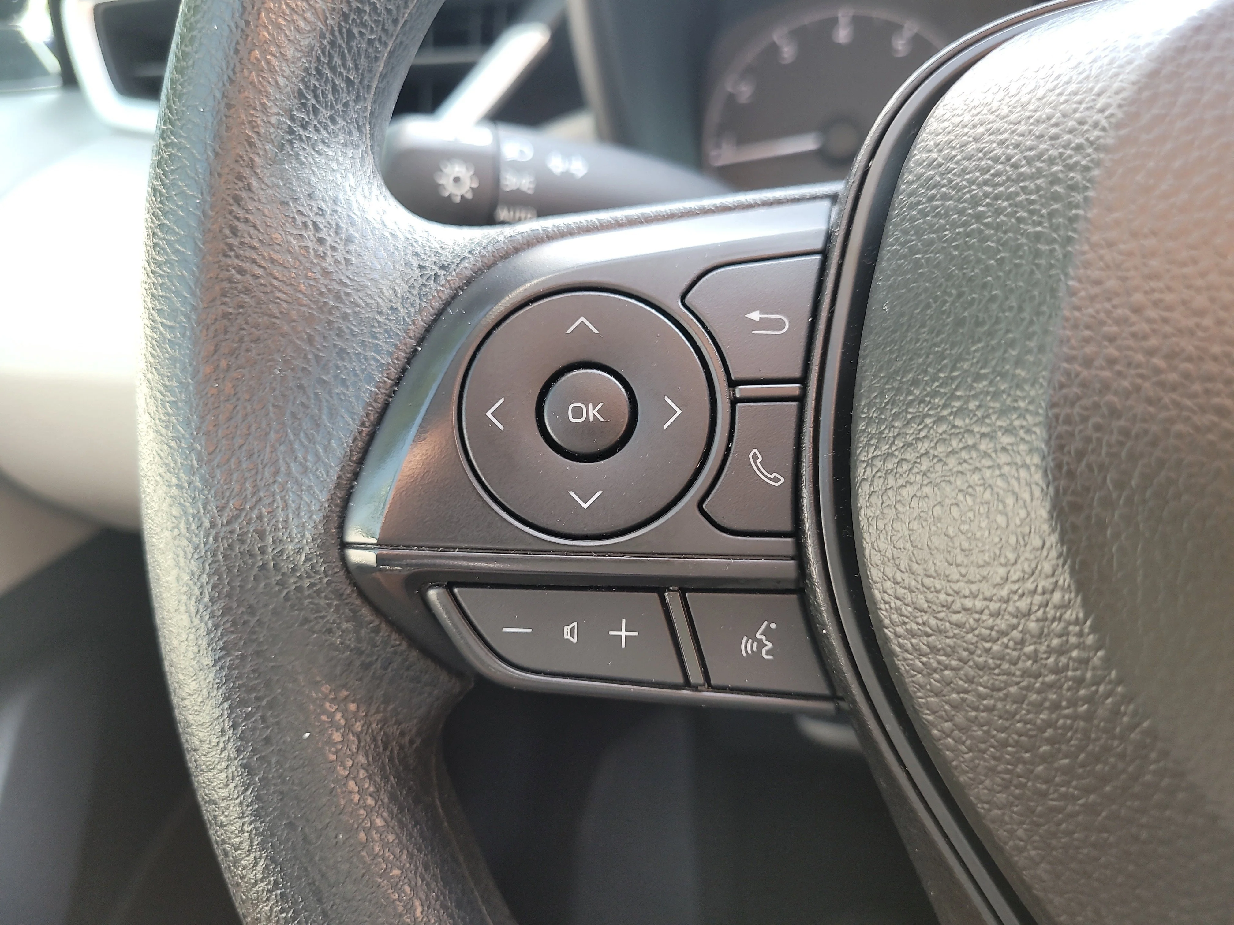 Certified Used 2025 Blueprint Toyota LE image 26