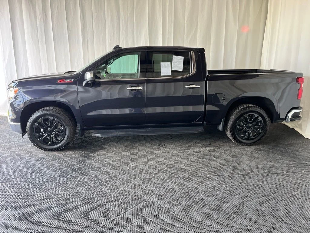 Used 2022 Gray Chevrolet LTZ image 25