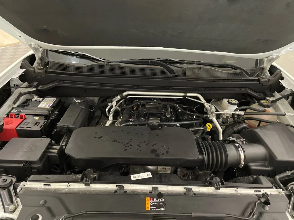 Certified Used 2026 Summit White GMC 4WD AT4 image 29