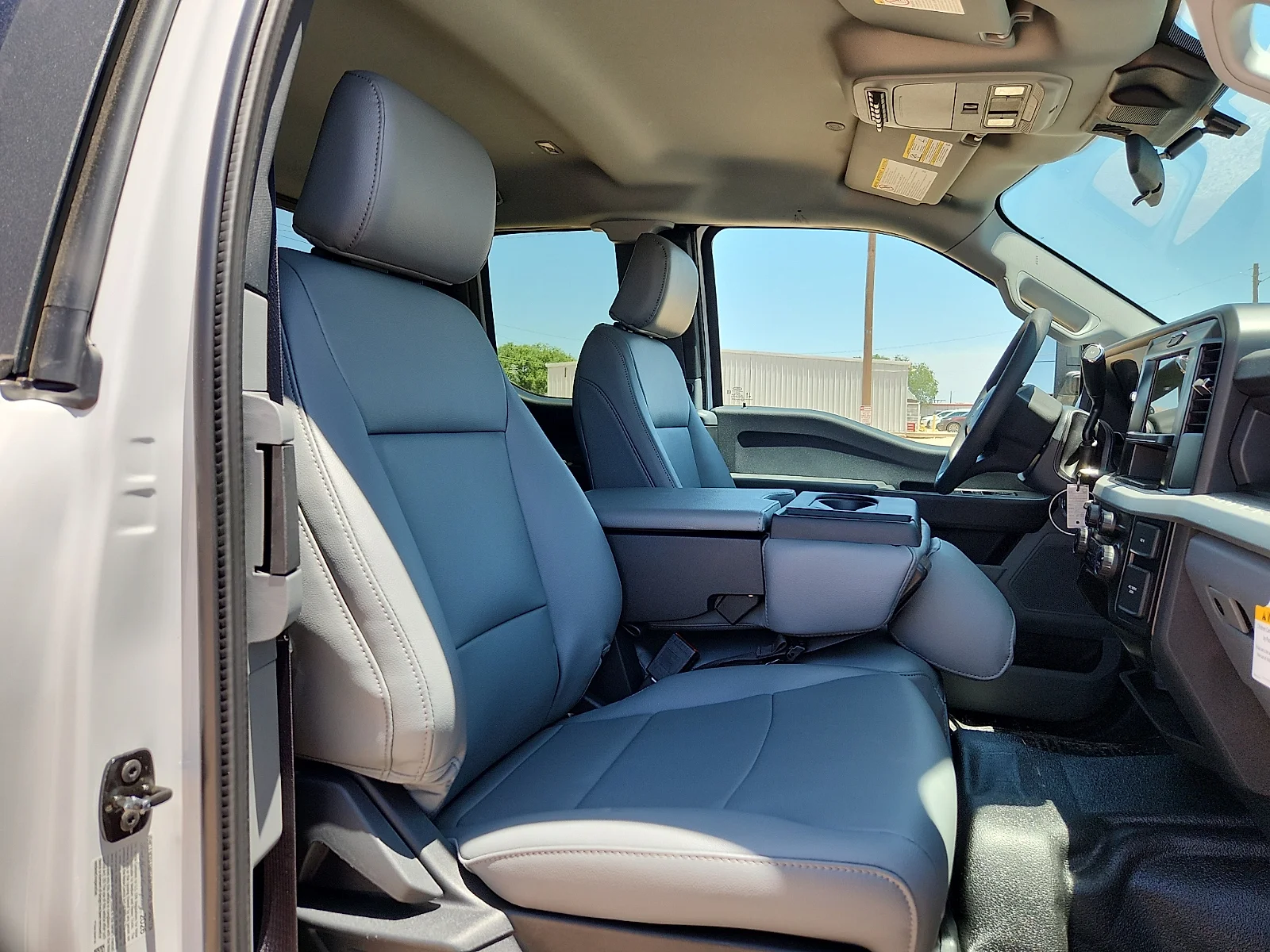 New 2026 Oxford White Ford F-350® XL image 20