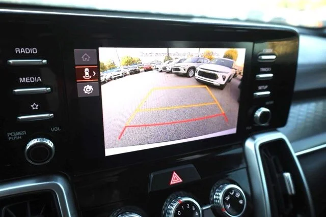 Used 2023 White Kia LX image 4