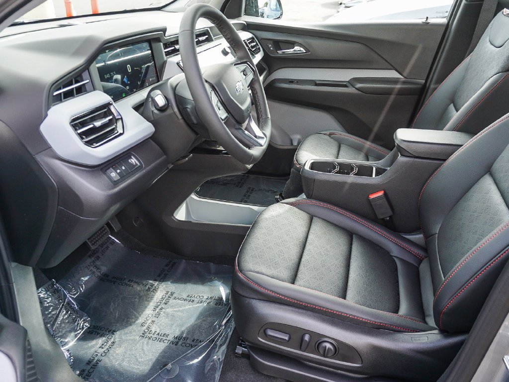 2027 Chevrolet Bolt RS - Photo 17