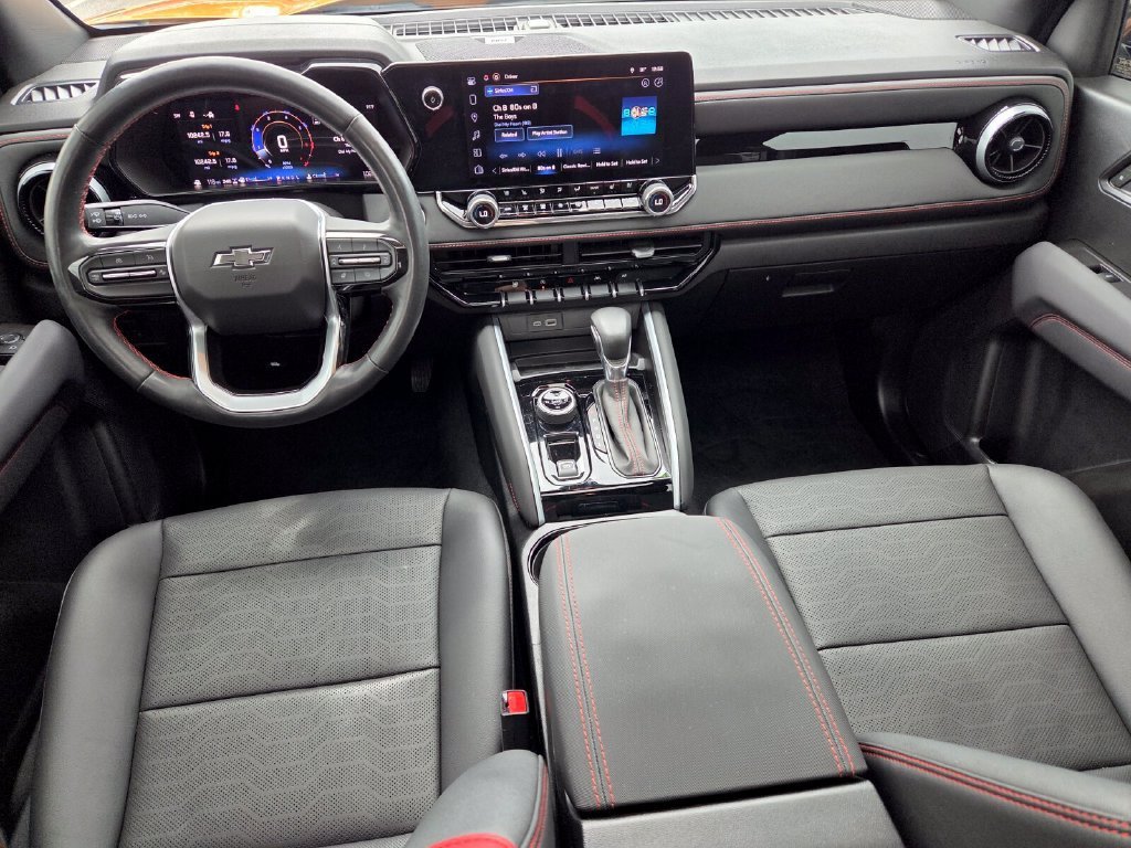 2025 Chevrolet Colorado Z71 - Photo 11