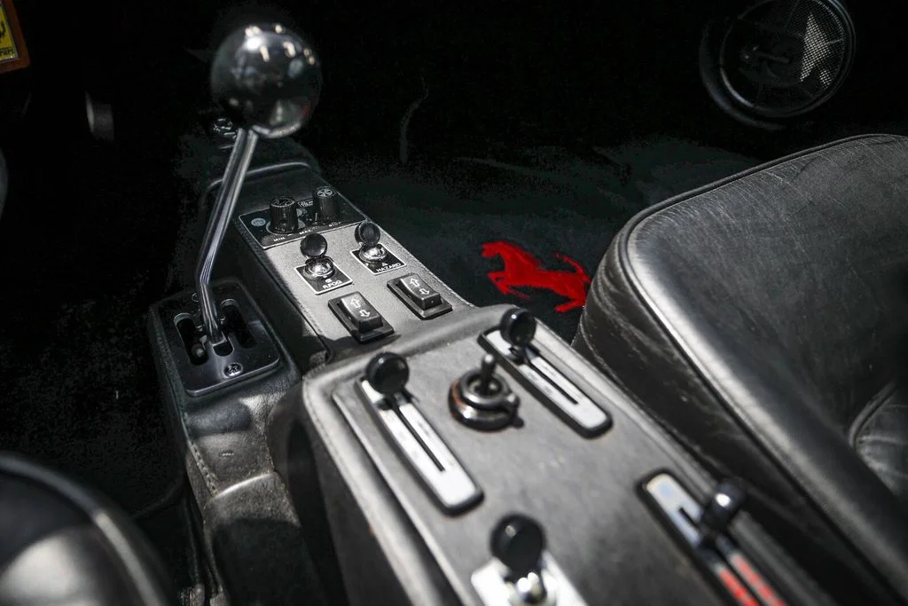 Used 1983  Ferrari BBi image 32