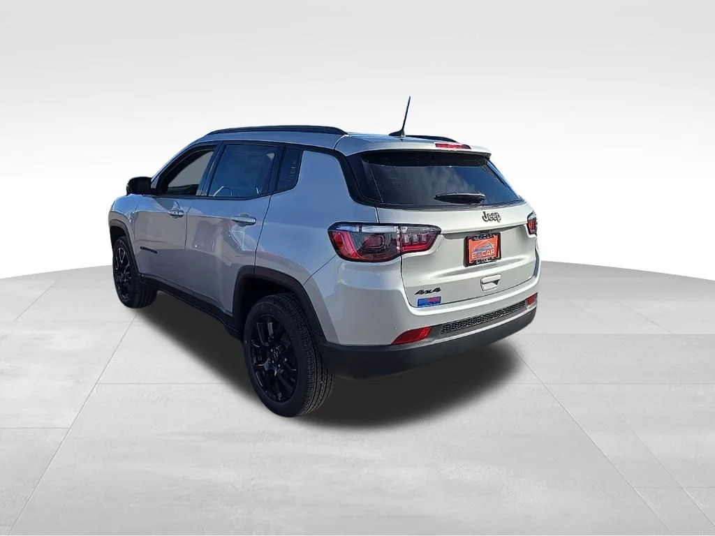 New 2026 Silver Jeep Latitude image 5