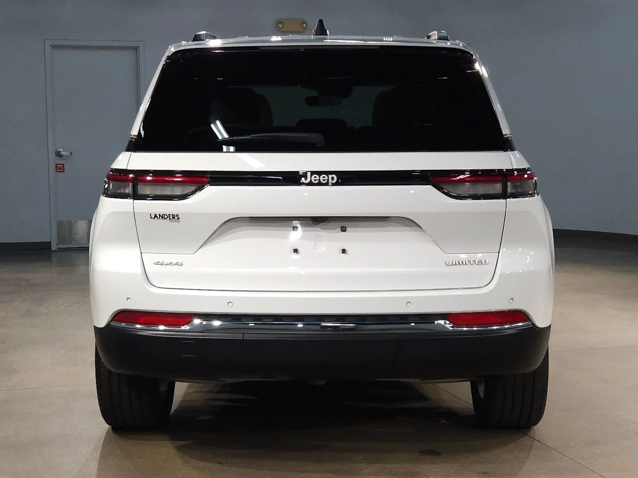 Used 2025 Bright White Clearcoat Jeep Limited image 6